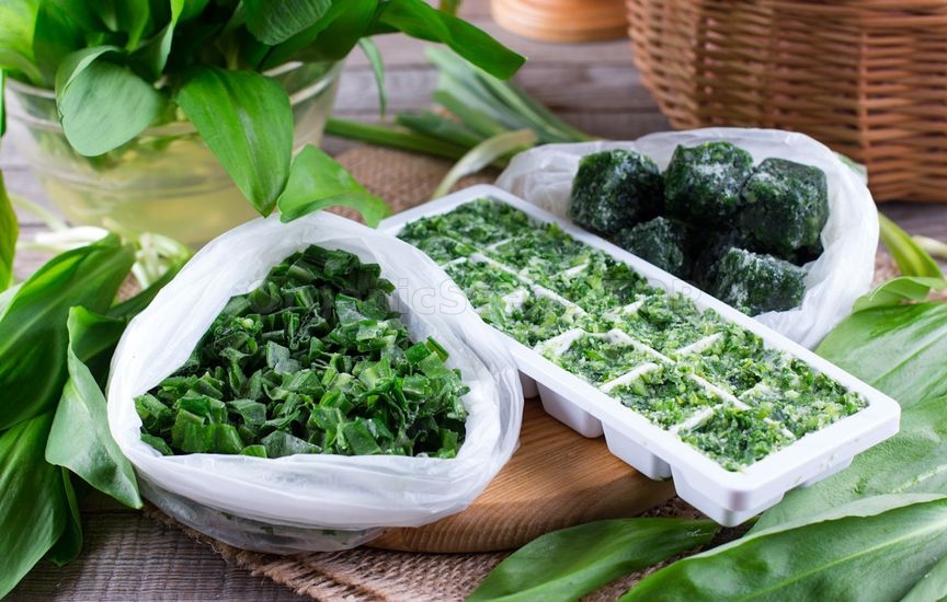 How to freeze herbs so they stay fragrant all winter